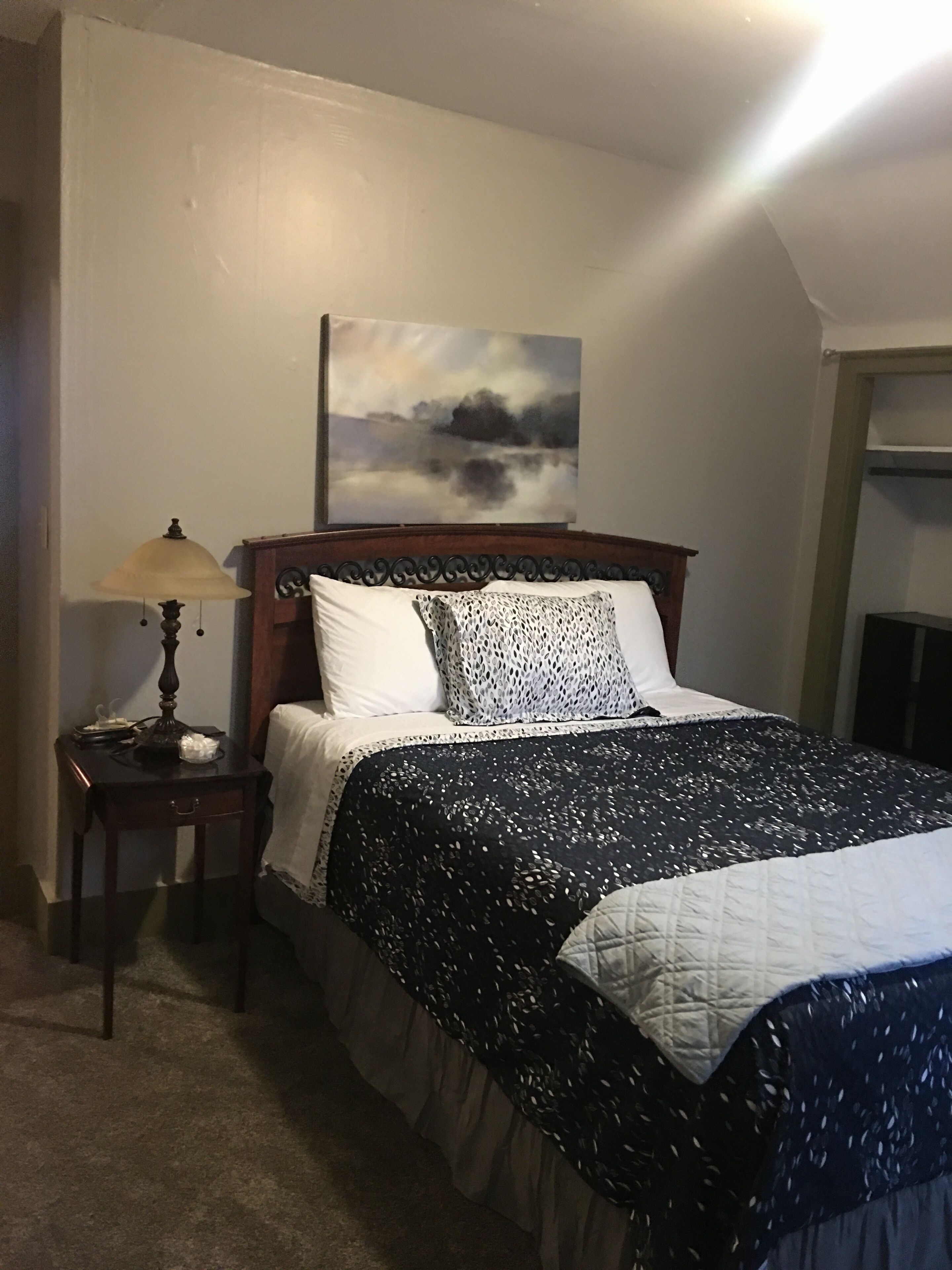 Strykejern/-brett, wi-fi og sengetøy