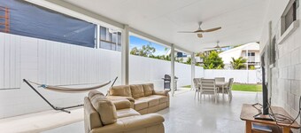 6 Larapinta Court - Rainbow Beach