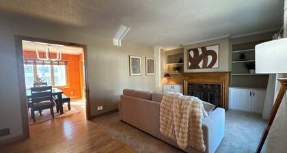 2-Bedroom Near Wesley Hospital. Family & Pet Friendly!