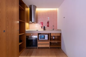 Private kitchen - Garça Real - Porto House w/Terrace by Lisbeyond (Porto)