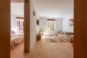 Living area - Garça Real - Porto Retreat by Lisbeyond (Porto)