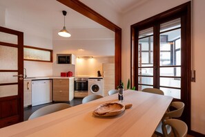 Private kitchen - Garça Real - Porto Group Apartment by Lisbeyond (Porto)