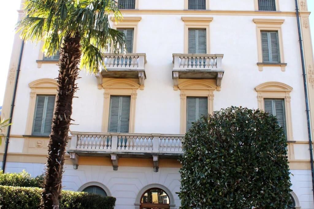 المنشأة من الخا رج