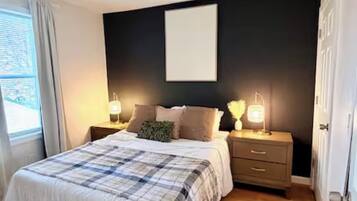 Fer et planche Ă repasser, Wi-Fi, draps fournis