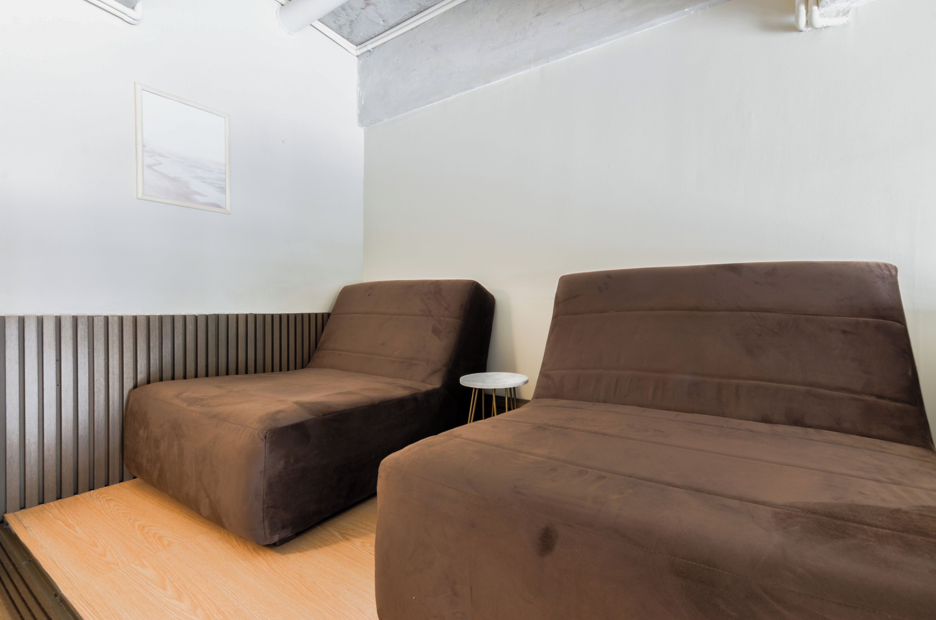 Club Studio, City View | Living area | 48-inch Smart TV with digital channels, streaming services