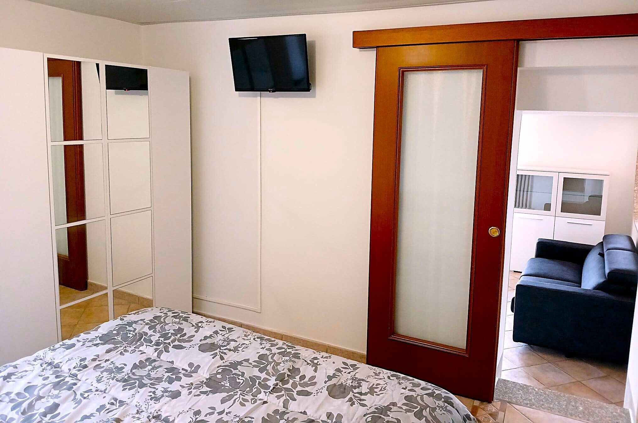 1 soverom, strykejern/-brett, wi-fi og sengetøy