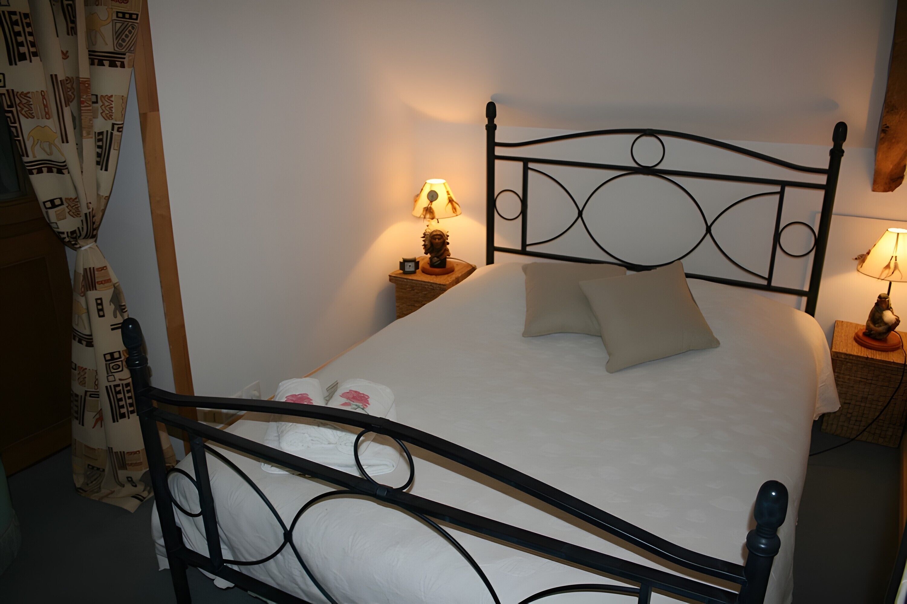 Fer et planche à repasser, Wi-Fi, draps fournis