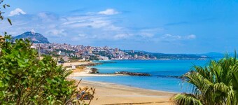 Casa Vacanze Coralli by Biddizzi Rari - near the Beach