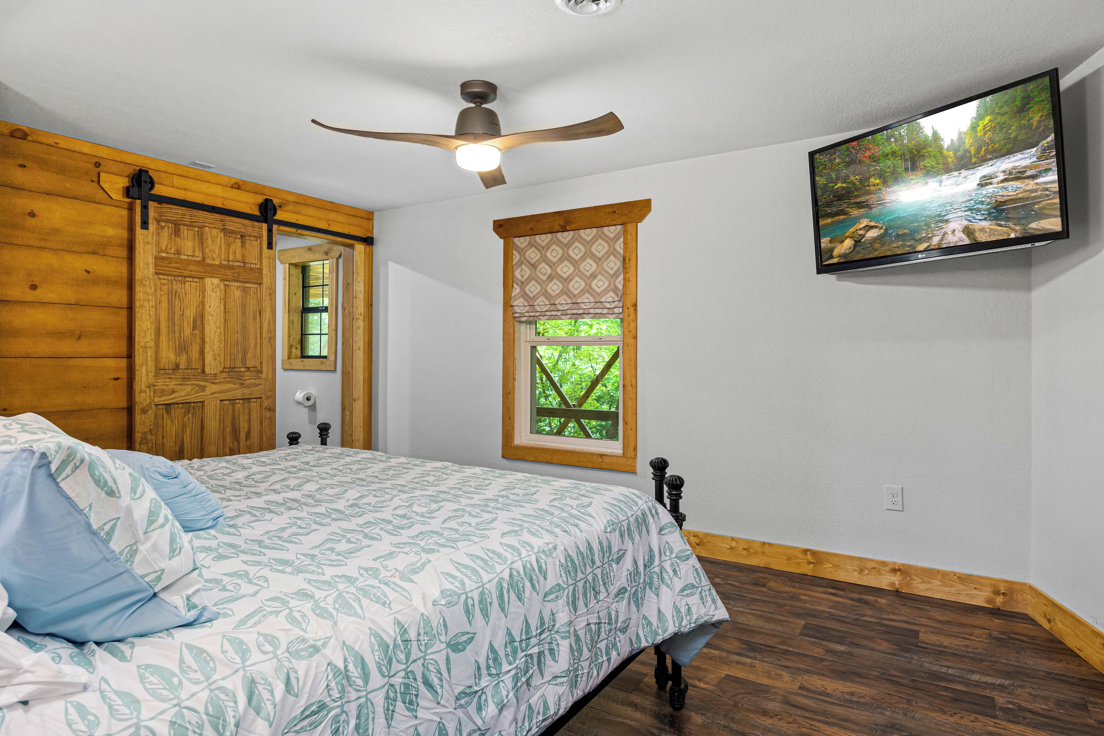 4 habitaciones, decoración personalizada y muebles diferentes 