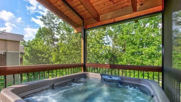 Bồn tắm spa ngoài trời