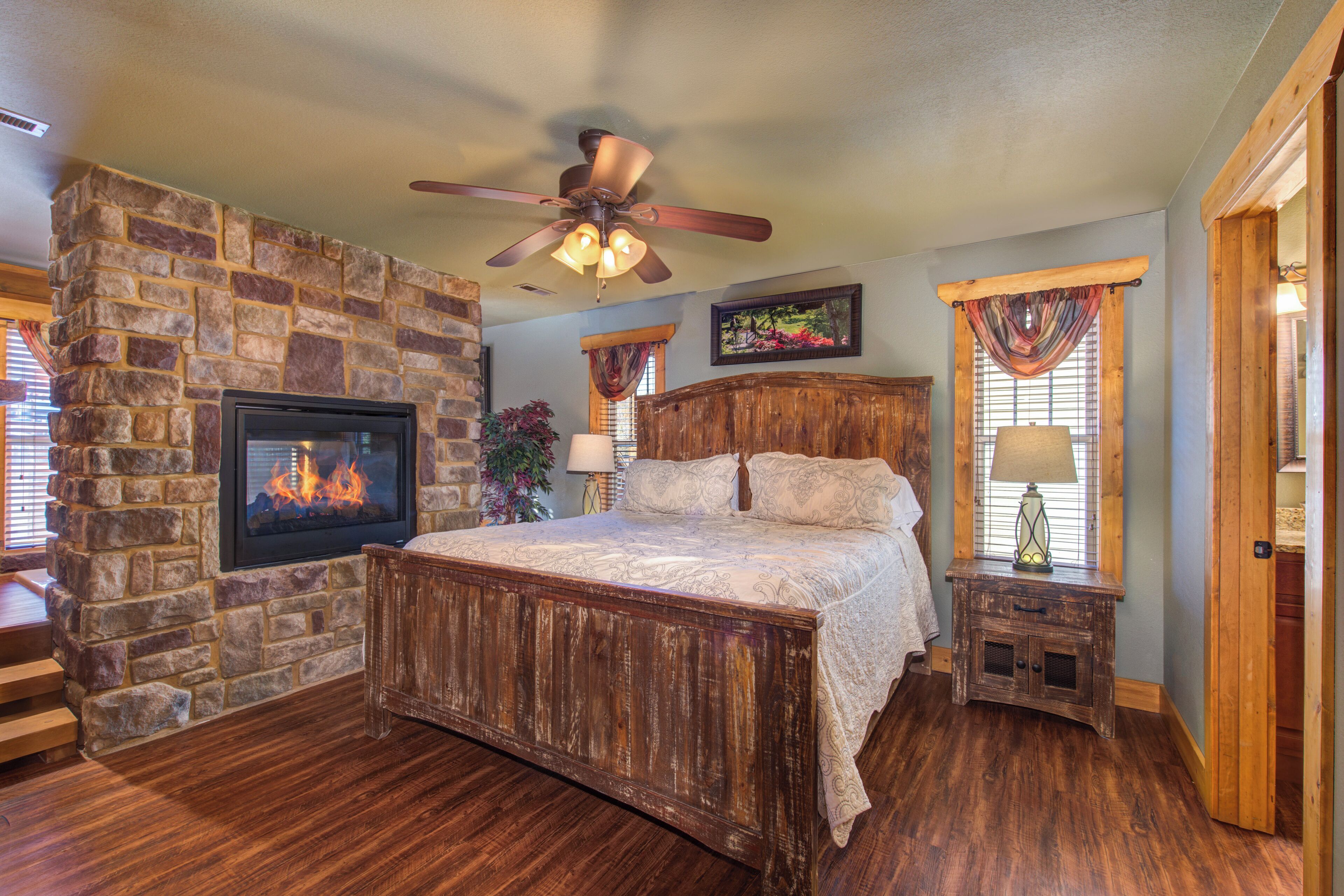 Chalet, Multiple Beds, Pool Access, Mountain View (Aqua Paradise) | 6 bedrooms, individually decorated, individually furnished