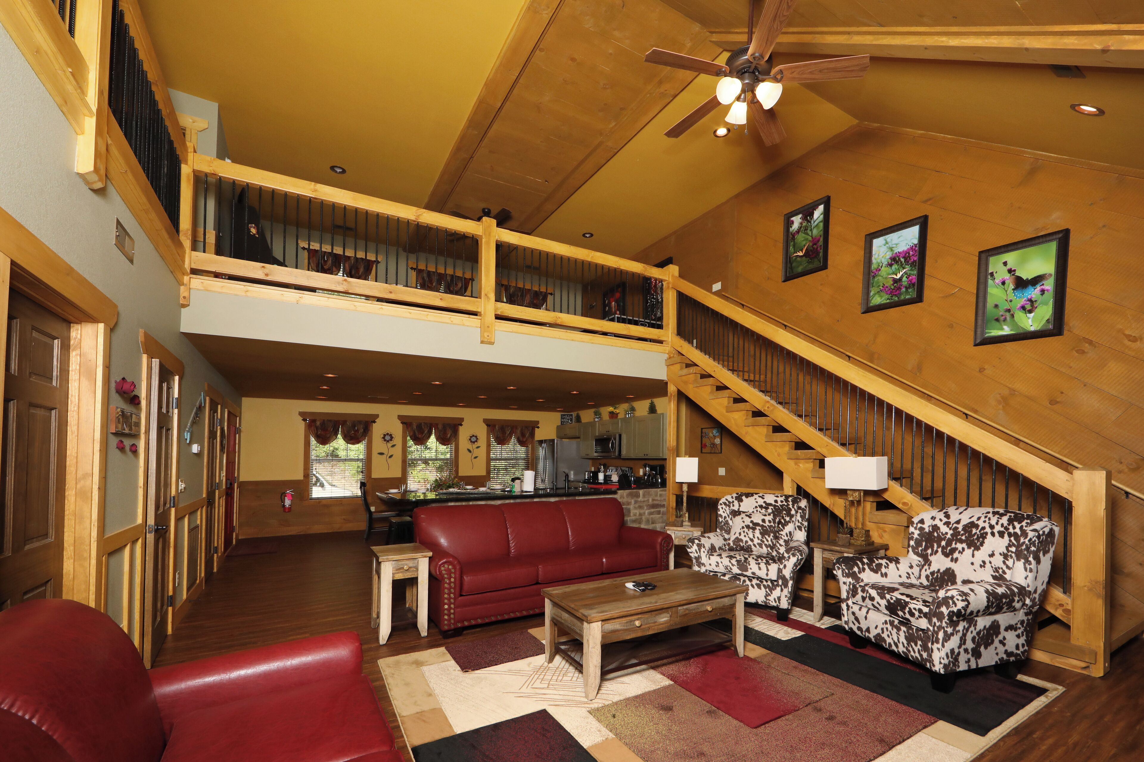 Chalet, Multiple Beds, Pool Access, Mountain View (Dive Right In) | Living area
