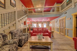 Chalet, Multiple Beds, Pool Access, Mountain View (Blue Lagoon Cinema) | Interior - Blue Lagoon Cinema (Gatlinburg)