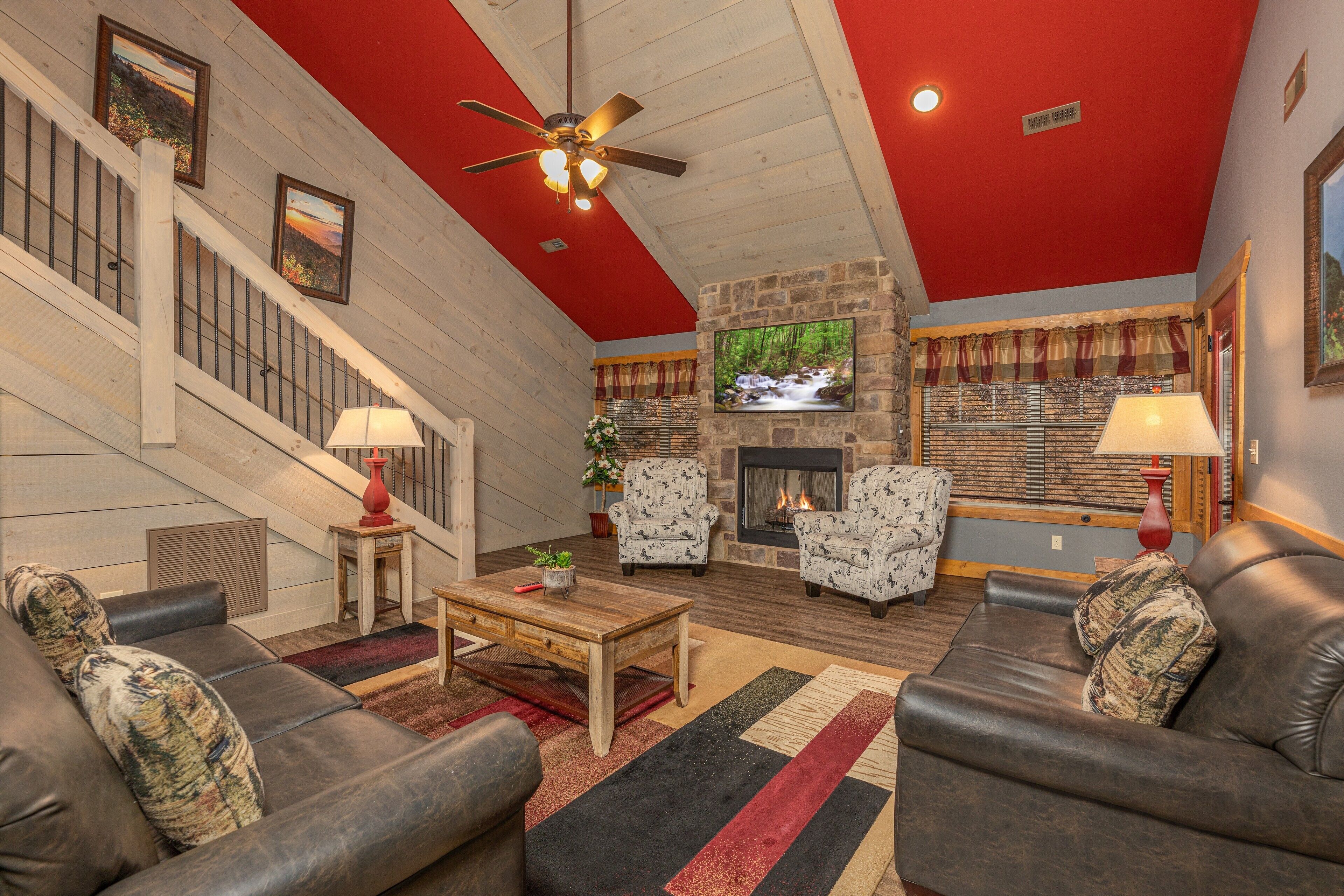 Chalet, Multiple Beds, Hot Tub, Mountain View (Bears Haven) | Living area