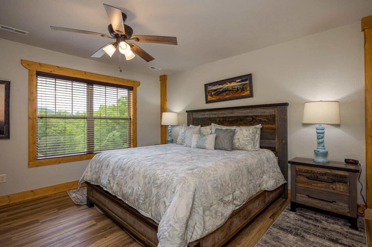 Chalet, useita sänkyjä, pääsy uima-altaalle, vuoristonäköala (Tri Star Lodge) | Näkymä huoneesta