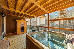 Terrace/patio - Splash Mansion (Gatlinburg)
