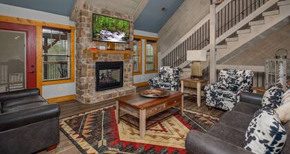 Mountain Sunrise Pool Cottage