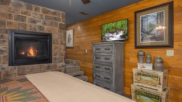 4 bedrooms, individually decorated, individually furnished