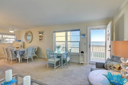 Ocean Front 2-bedroom beautiful beach condo in Indian River Shores