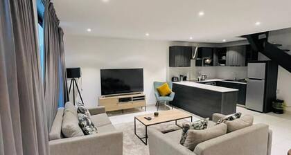 Peravi Suites at The Lennox