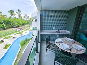 Family Studio | Outdoor dining - Galapagos Beach Residence - Praia dos Carneiros (Tamandaré)