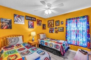 4 habitaciones, tabla de planchar con plancha, wifi y ropa de cama
