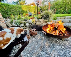 Property grounds - New from July: Unique loft by the water lily pond 🌺 Pets ♡ welcome (Hausham)