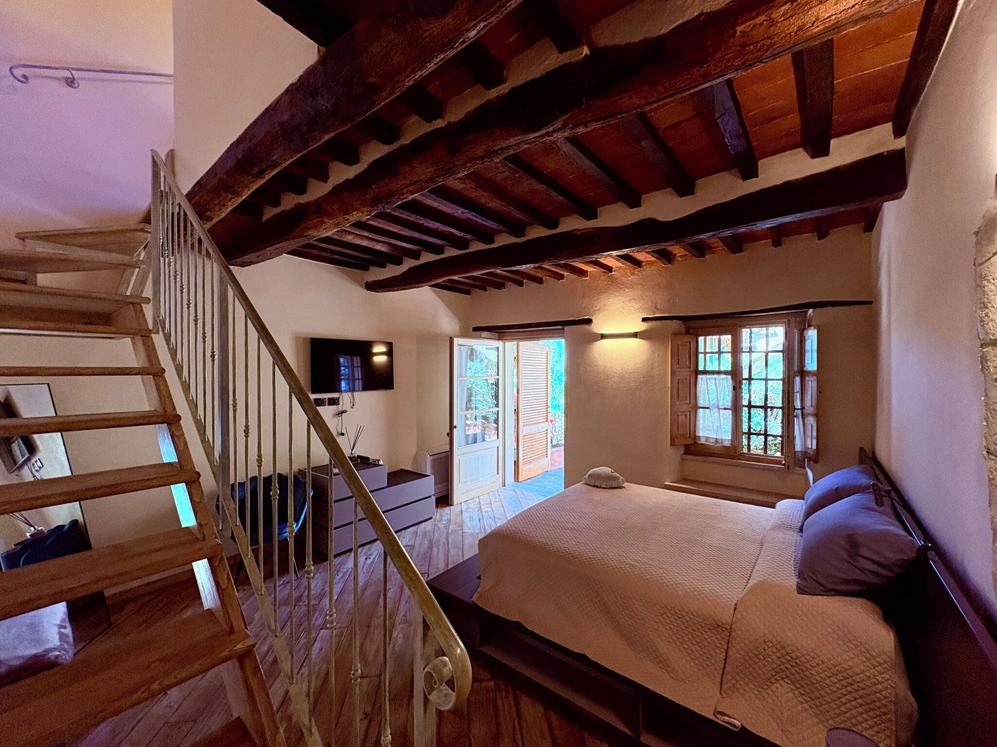 1 camera, ferro/asse da stiro, Wi-Fi gratuito, lenzuola