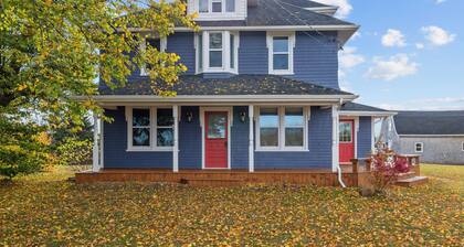 Full house in Oyster Bed, PEI. 10 minutes from golf courses and the beaches!