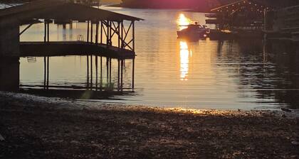 Reel Retreat at Modoc Shores Lakefront
Clark's Hill/Lake Thurmond.