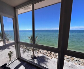 Interior - Escape to the Gulf – Prime Beachfront Location (Siesta Key)