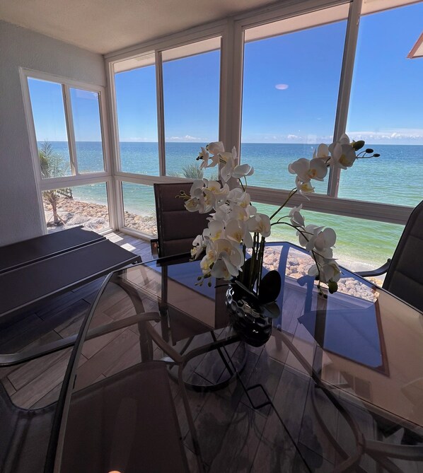 Interior - Escape to the Gulf – Prime Beachfront Location (Siesta Key)