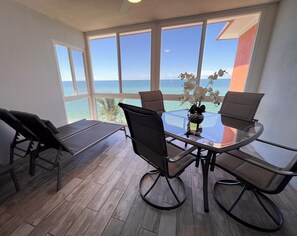 Dining - Escape to the Gulf – Prime Beachfront Location (Siesta Key)