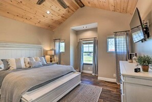 4 bedrooms, iron/ironing board, travel crib, WiFi
