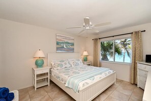 2 bedrooms, iron/ironing board, free WiFi, bed sheets - Ocean Breeze & Gulf-Front Views Await (Sarasota)