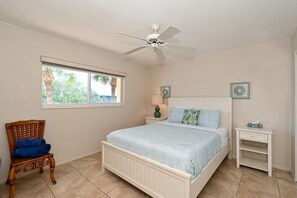 Fer et planche à repasser, Wi-Fi gratuit, draps fournis