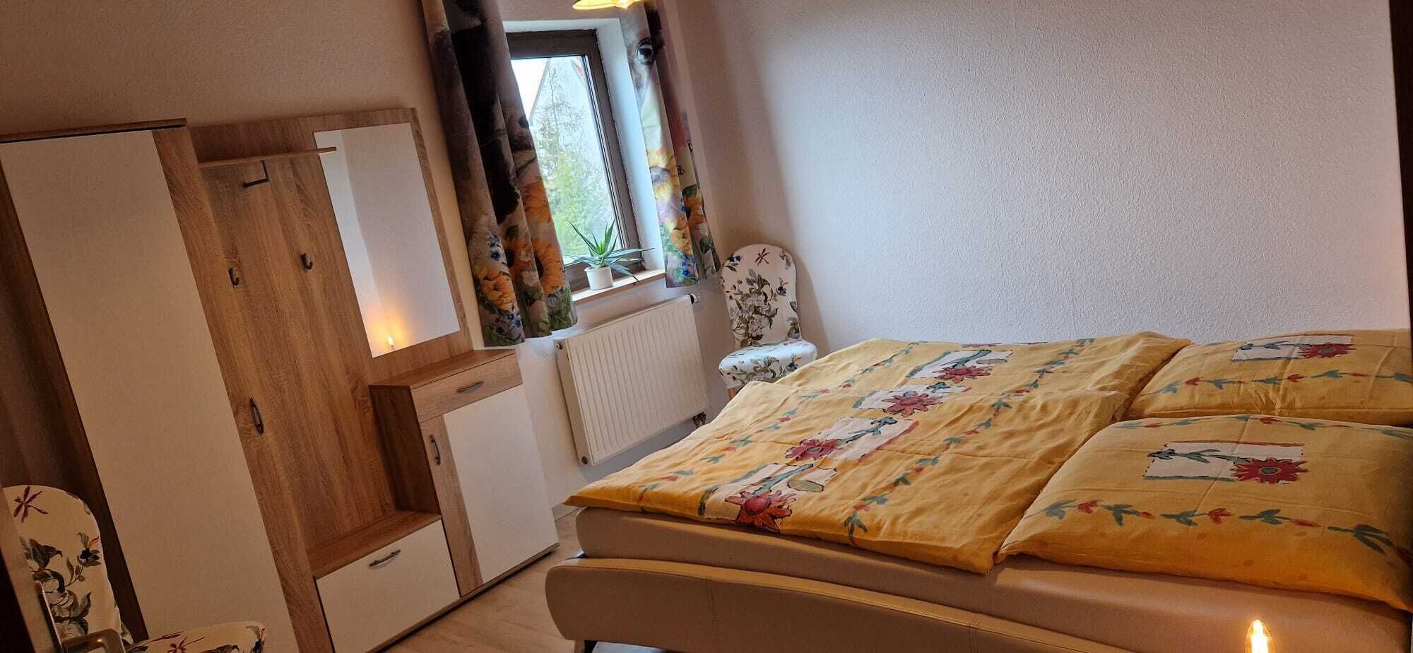 3 bedrooms, iron/ironing board, travel crib, free WiFi