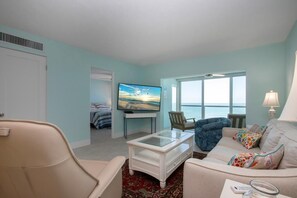 Fer et planche à repasser, Wi-Fi gratuit, draps fournis