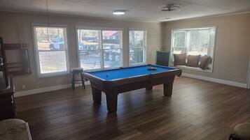 Family House | Game room