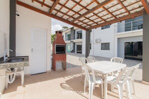 Basic-Apartment | Speisen im Freien