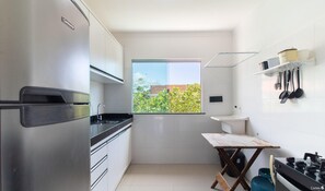 Basic Apartment | Private kitchen