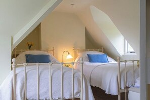 Bügeleisen/Bügelbrett, WLAN, Bettwäsche