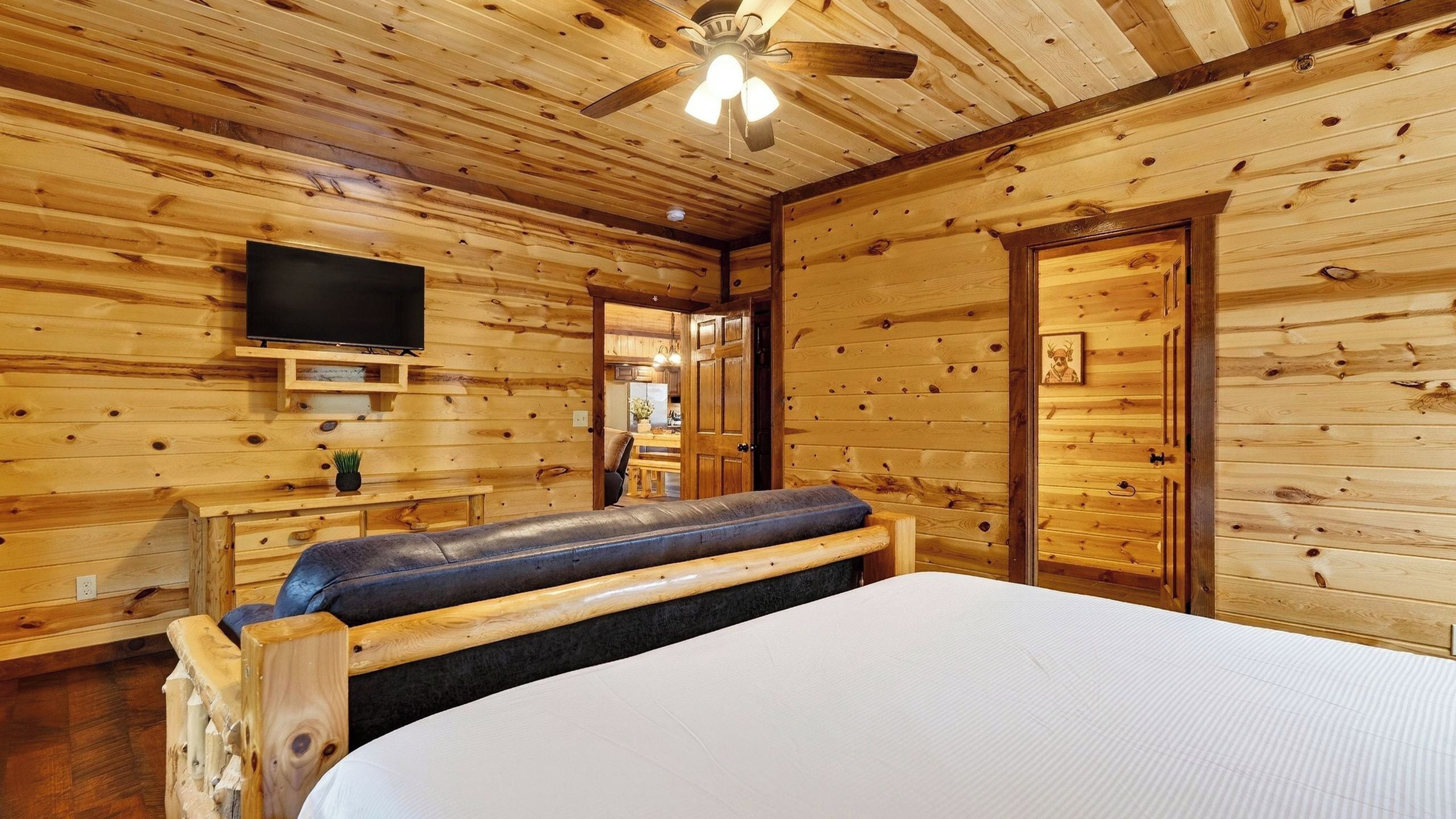 House (Multiple Bedrooms) | Interior