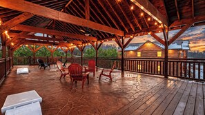 Interior - Green Mountain Lodge by Avantstay Group Retreat Indoor Pool + Hot Tub + Game Room Pigeon Forge + Near Dollywood (Sevierville)