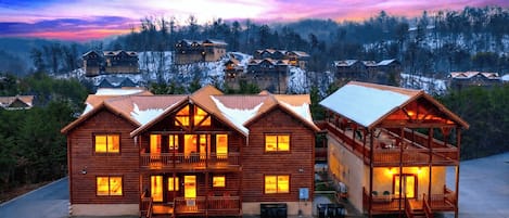 Hus (Multiple Bedrooms) | Boendets fasad