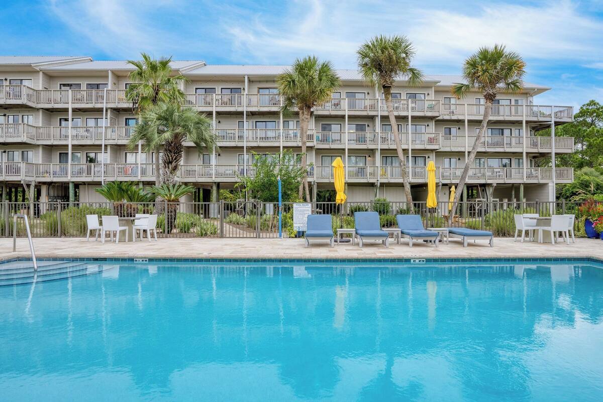 House (2 Bedrooms) | Front of property