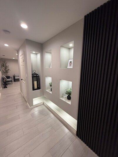 NuSpace:Beautiful 3-BR 2 Bath - house with AC/Heat & Sunroom in fabulous Weslaco