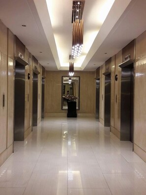 Interior - Cozy Studio Type Staycation.near NAIA airport, Mall Of Asia, US Embassy,PICC,CCP (Pasay City)