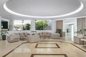 Lobby - Niriides Hotel (Rhodes)