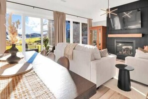 スマートテレビ、暖炉